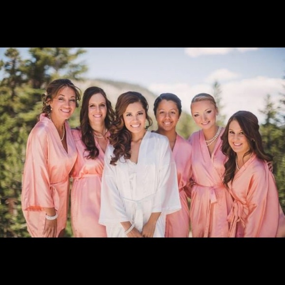 Salmon robe - Picture 2 of 3